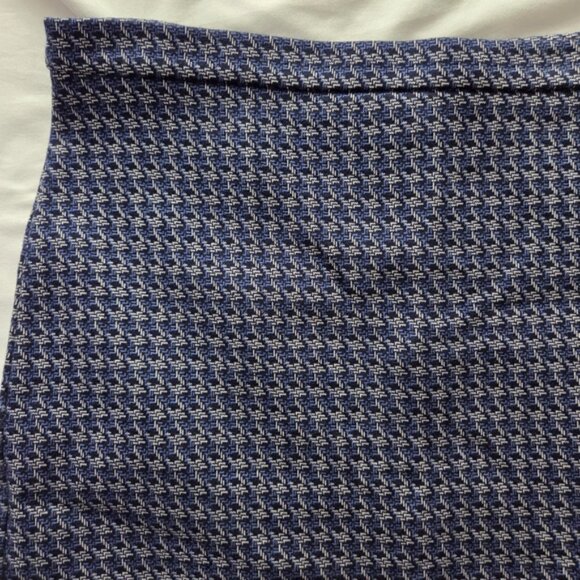Banana Republic Houndstooth Pencil Skirt | Blue Knit Workwear | 10 Petite - Picture 3 of 10